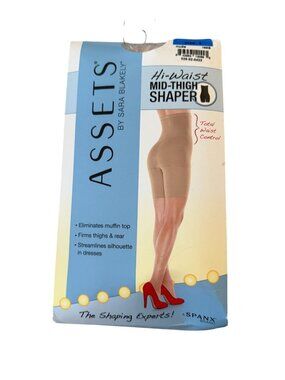 SPANX by Assets Mid Thigh Shaper Size 4 NEW NWT